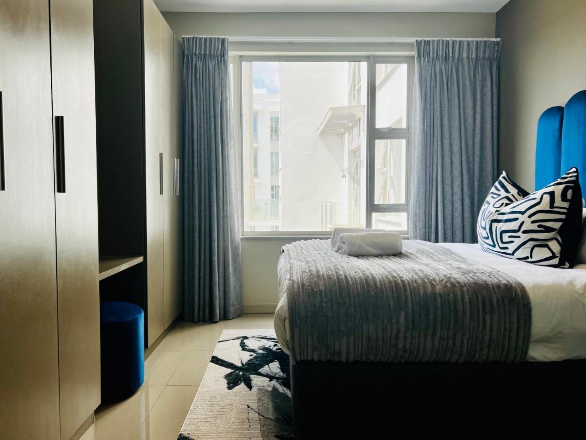 The Tyrwhitt Rosebank Apartments (Adults Only) Γιοχάνεσμπουργκ Εξωτερικό φωτογραφία
