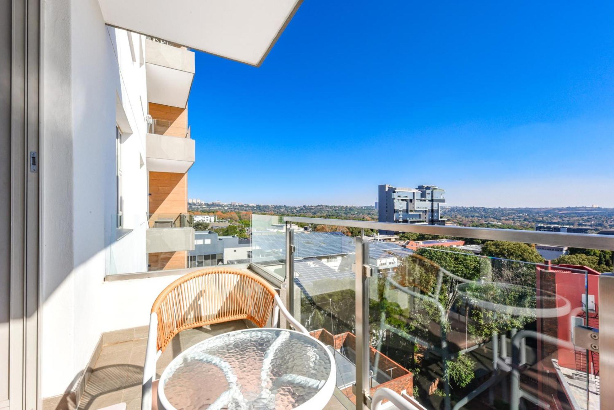 The Tyrwhitt Rosebank Apartments (Adults Only) Γιοχάνεσμπουργκ Εξωτερικό φωτογραφία